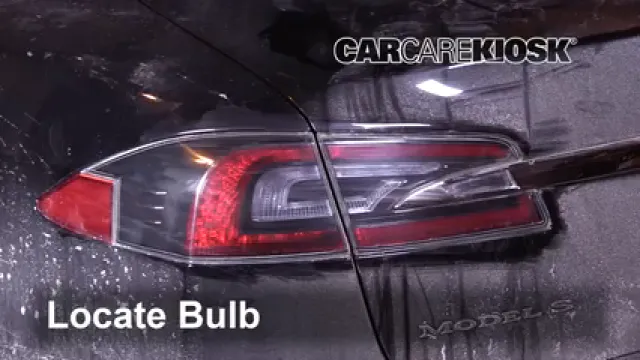 2014 Tesla S Electric Éclairage Feu stop (remplacer ampoule)
